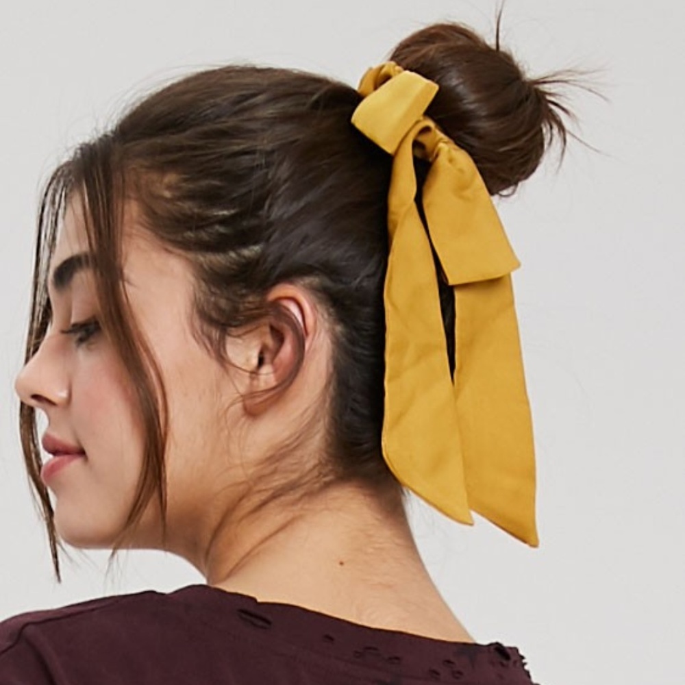 'Gretta' Hair Ribbon Scrunchie - Picture 4 of 6